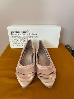 Pedro Garcia Blush Pink Pointed-Toe Scalloped Flats
